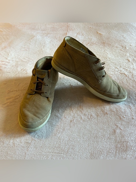 Ecco Shoes - Ecco tan low cut tie leather ankle boots size 40, 9-9.5 casual comfort